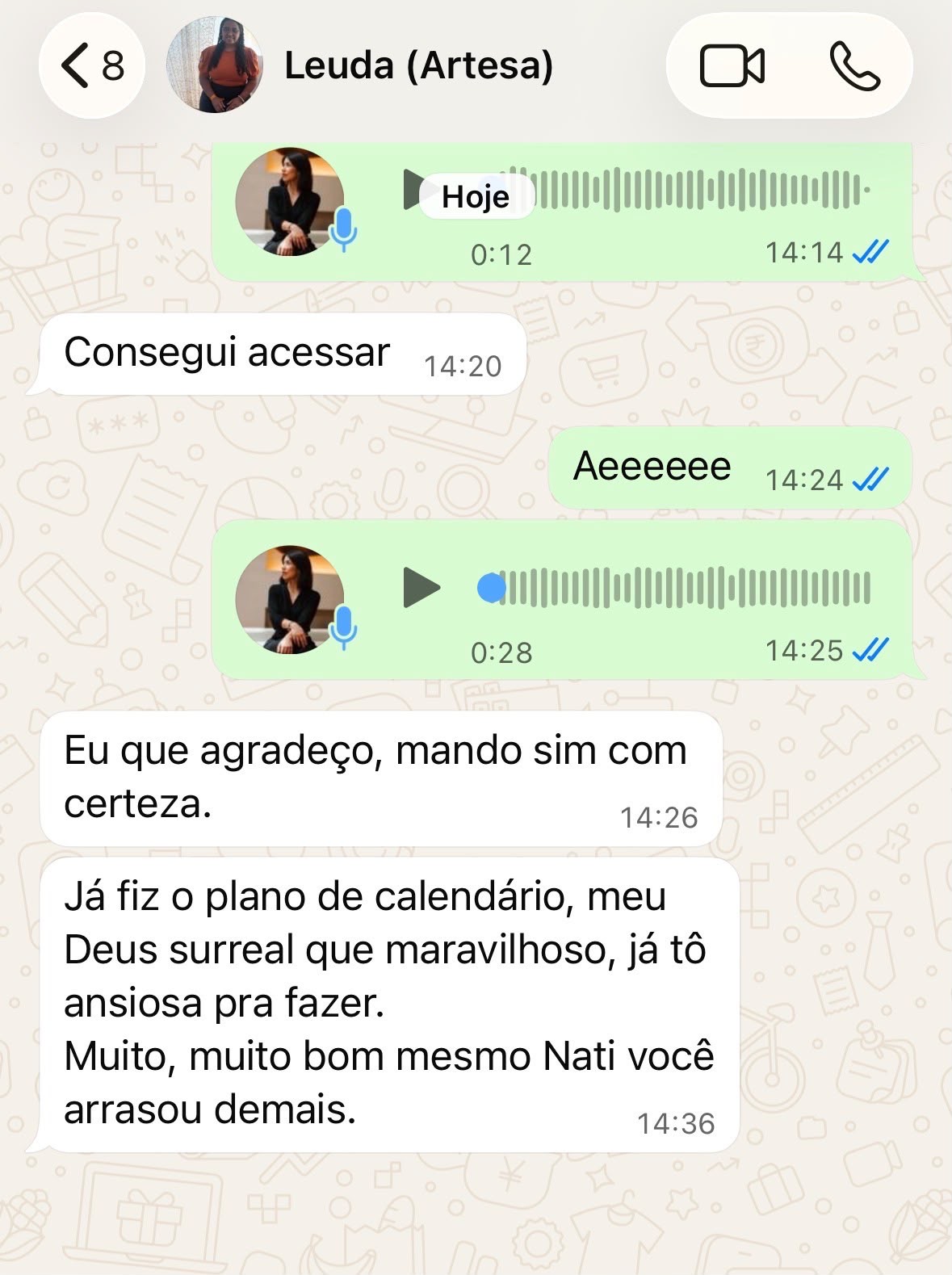 Print da conversa no WhatsApp com a Leuda: ela conta que já fez o plano de calendário e que achou surreal de maravilhoso, ansiosa para começar